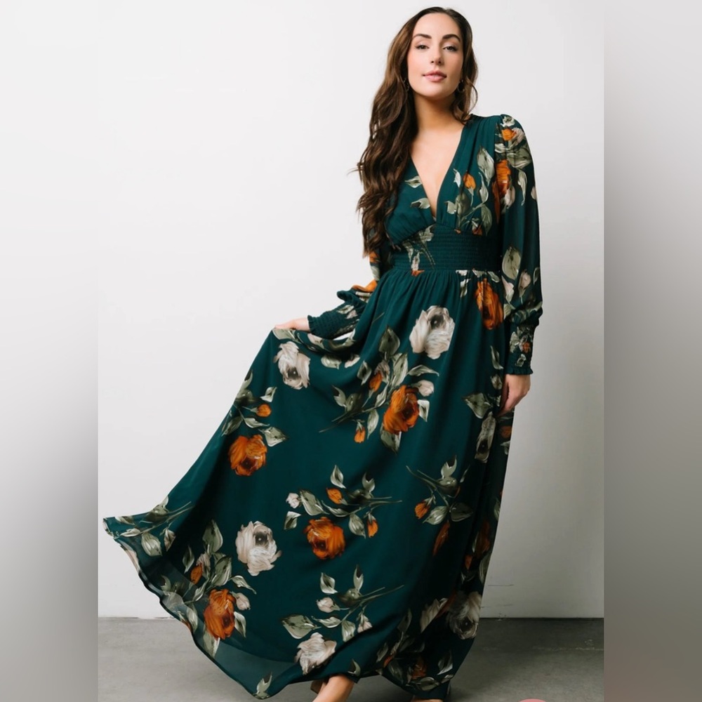 Beautiful dress- wore for maternity photo shoot but it is NOT maternity.